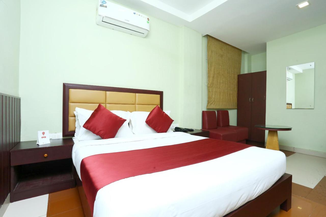 Oyo 15190 Select Residency Hotel Kozhikode Exterior photo