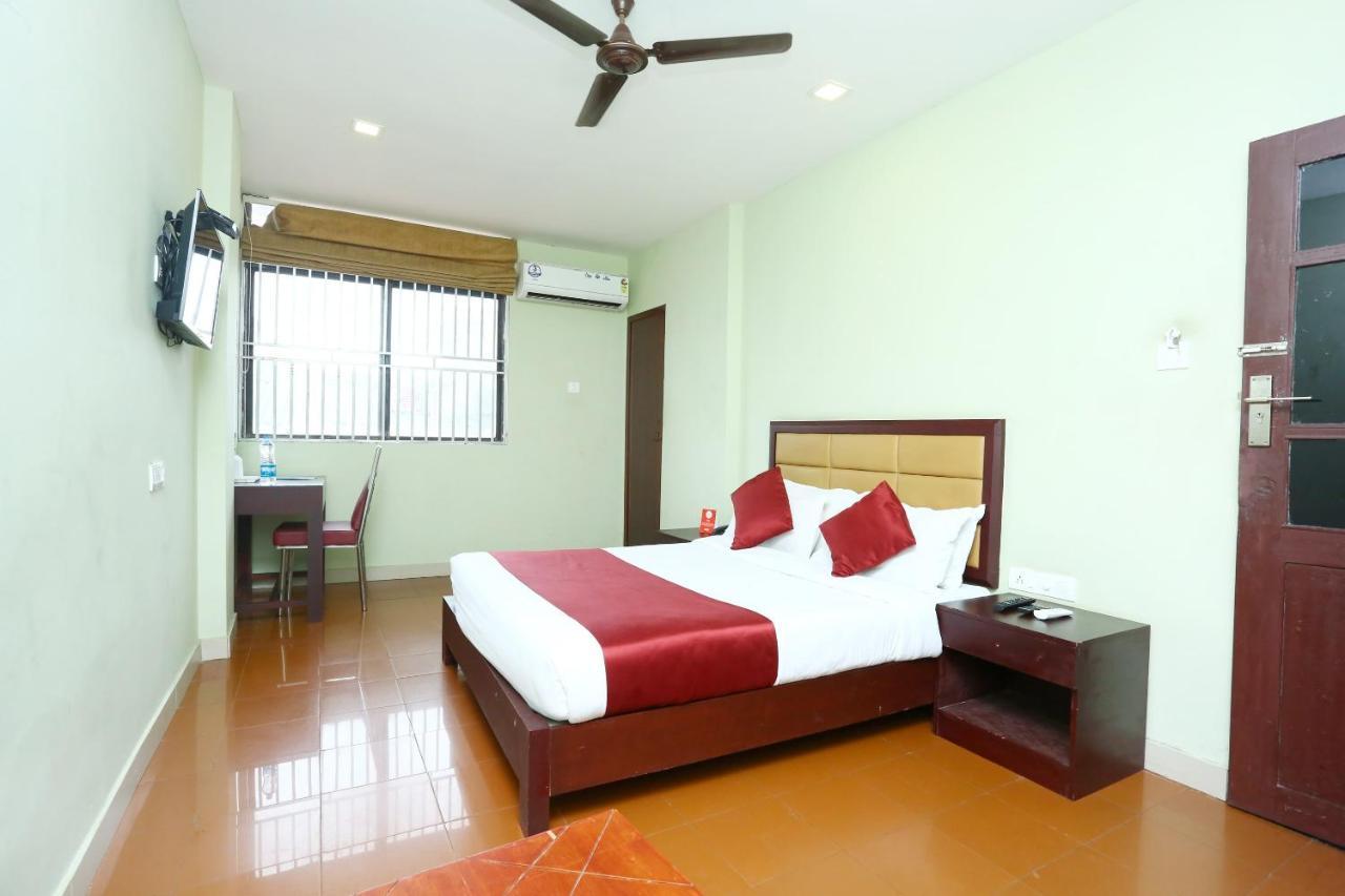 Oyo 15190 Select Residency Hotel Kozhikode Exterior photo